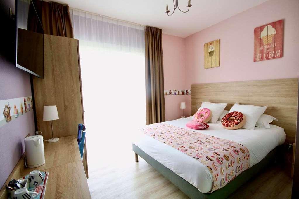 Lakeside Hotel 3*